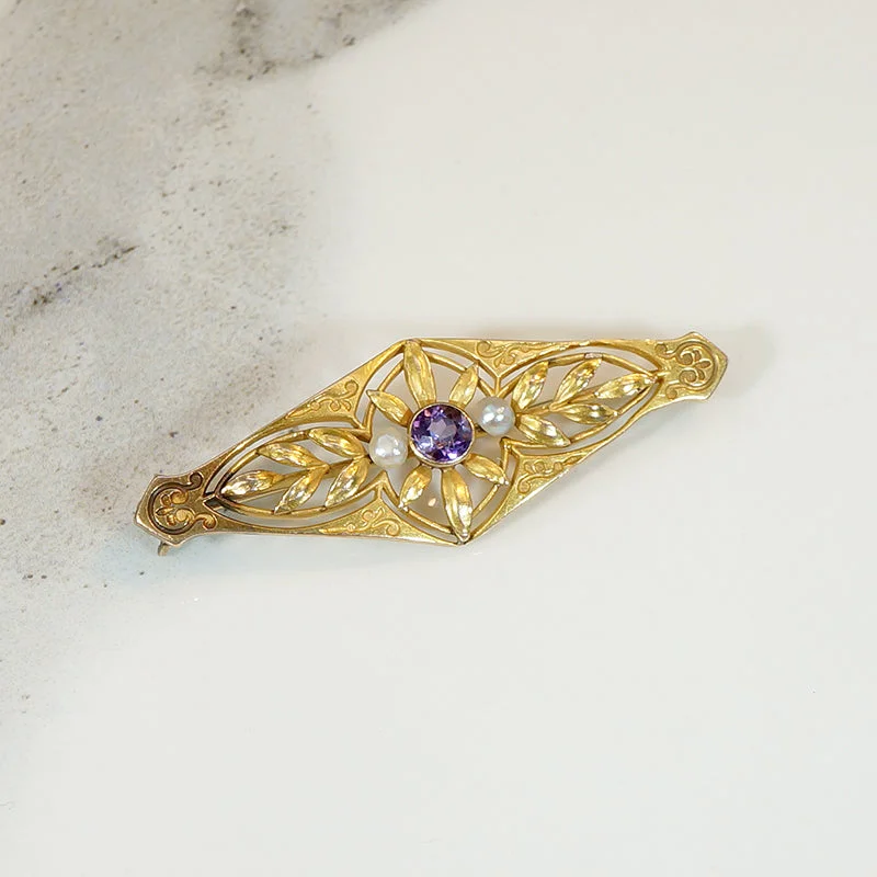 Amethyst & Pearl Gold Cut Work Brooch