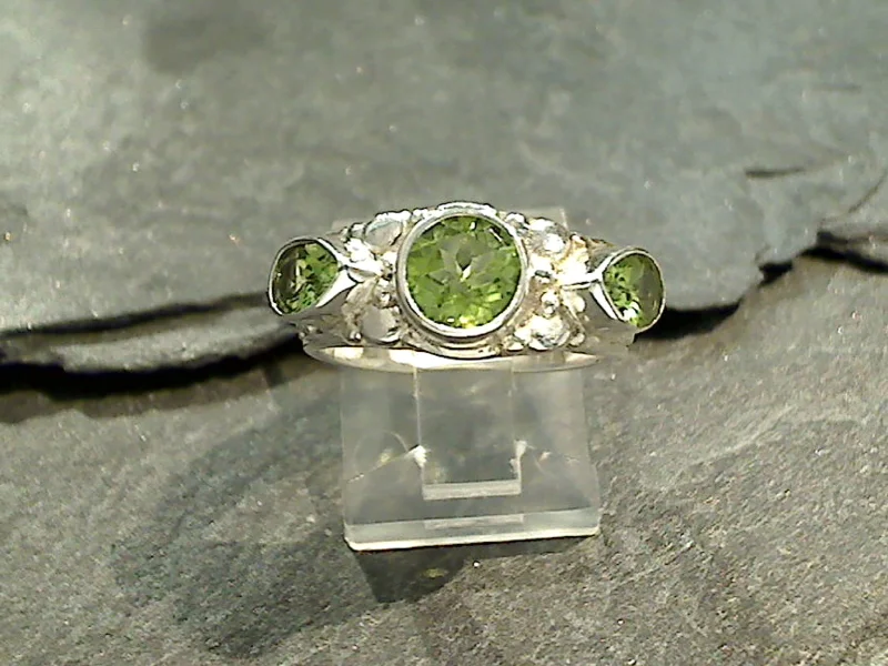 Size 7.75 Peridot, Sterling Silver Ring