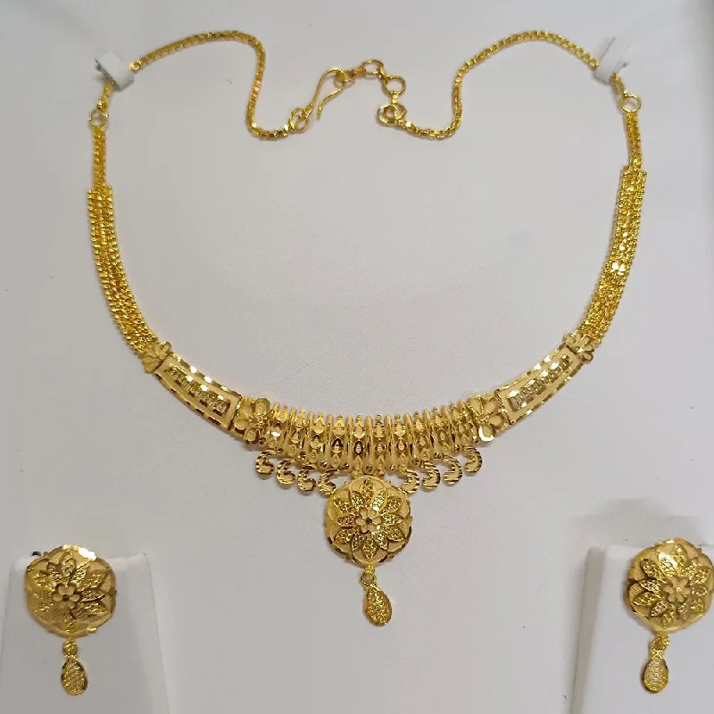 Pari Art Jewellery Forming Necklace Set